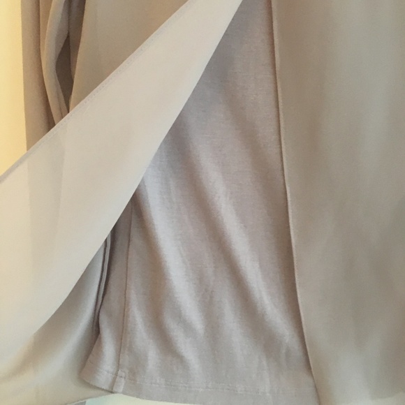 Adorable Long Sleeve Dusty Pink Blouse with Lining - Picture 5 of 5